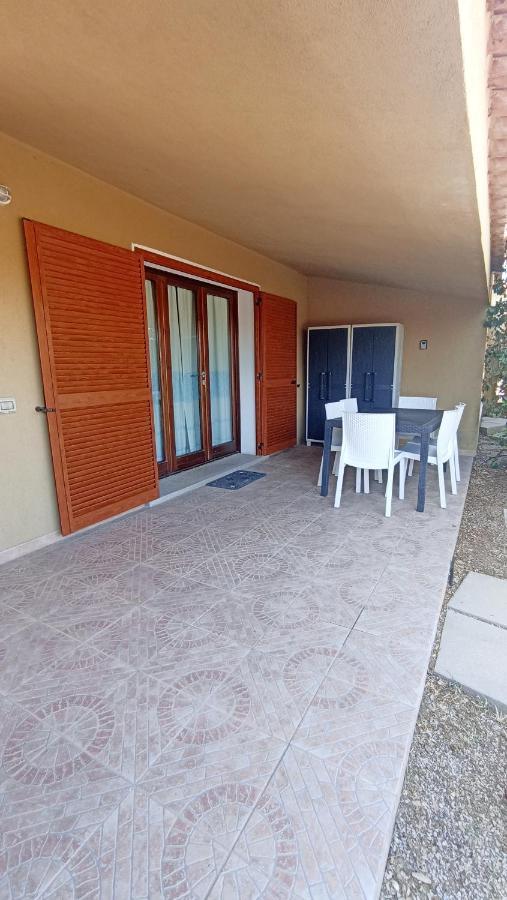 Casa Vacanze Villa Sandrina Costa Paradiso Luaran gambar
