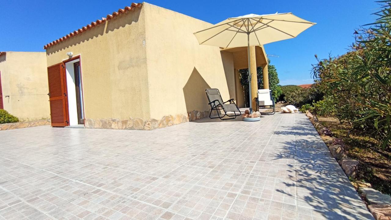 Casa Vacanze Villa Sandrina Costa Paradiso Luaran gambar