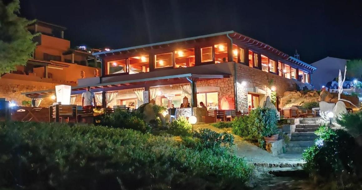 Casa Vacanze Villa Sandrina Costa Paradiso Luaran gambar